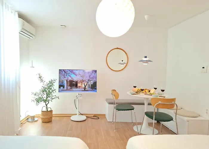 Snu, Spacious 2